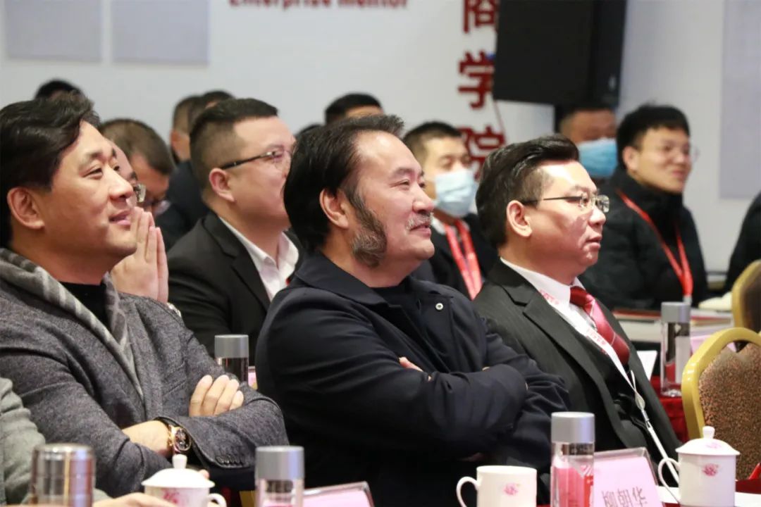 奮斗創造歷史 實干成就未來|將軍陶瓷集團2022新春工作會議圓滿召開(圖3)