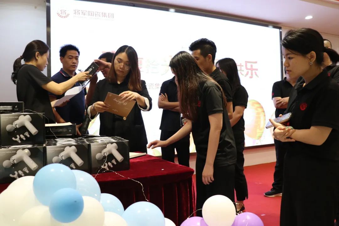 春夏拾光，喜辰共樂 | 將軍陶瓷集團第二季度員工生日會圓滿舉辦！(圖3)