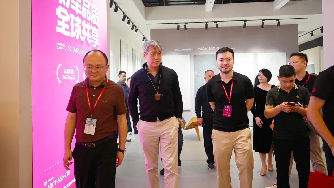高光出圈 共鑒精彩 | 將軍陶瓷集團三大品牌閃耀亮相2026高安陶博會(圖2)