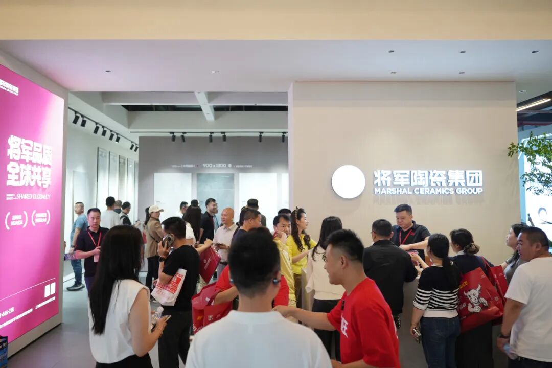 高光出圈 共鑒精彩 | 將軍陶瓷集團三大品牌閃耀亮相2026高安陶博會(圖4)